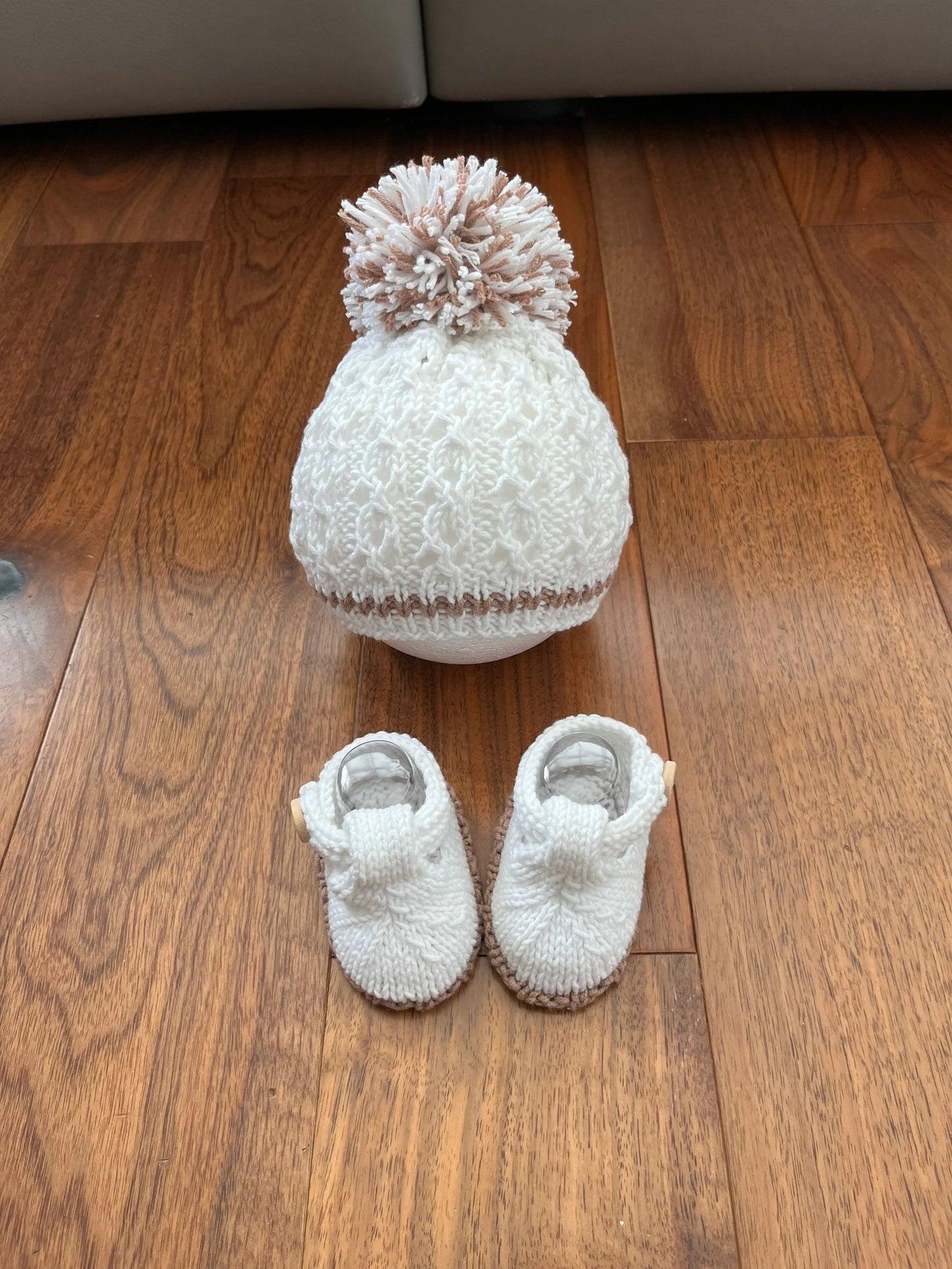 Hat & Shoes baby gift Set knitting pattern 6 size options from prem to 12 months