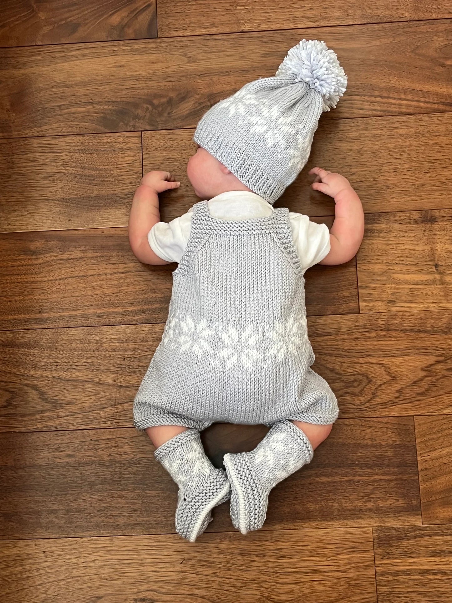 "Snowflake” Romper Knitting pattern for Reborn doll 16 -22” or 0-3 Month Old Baby