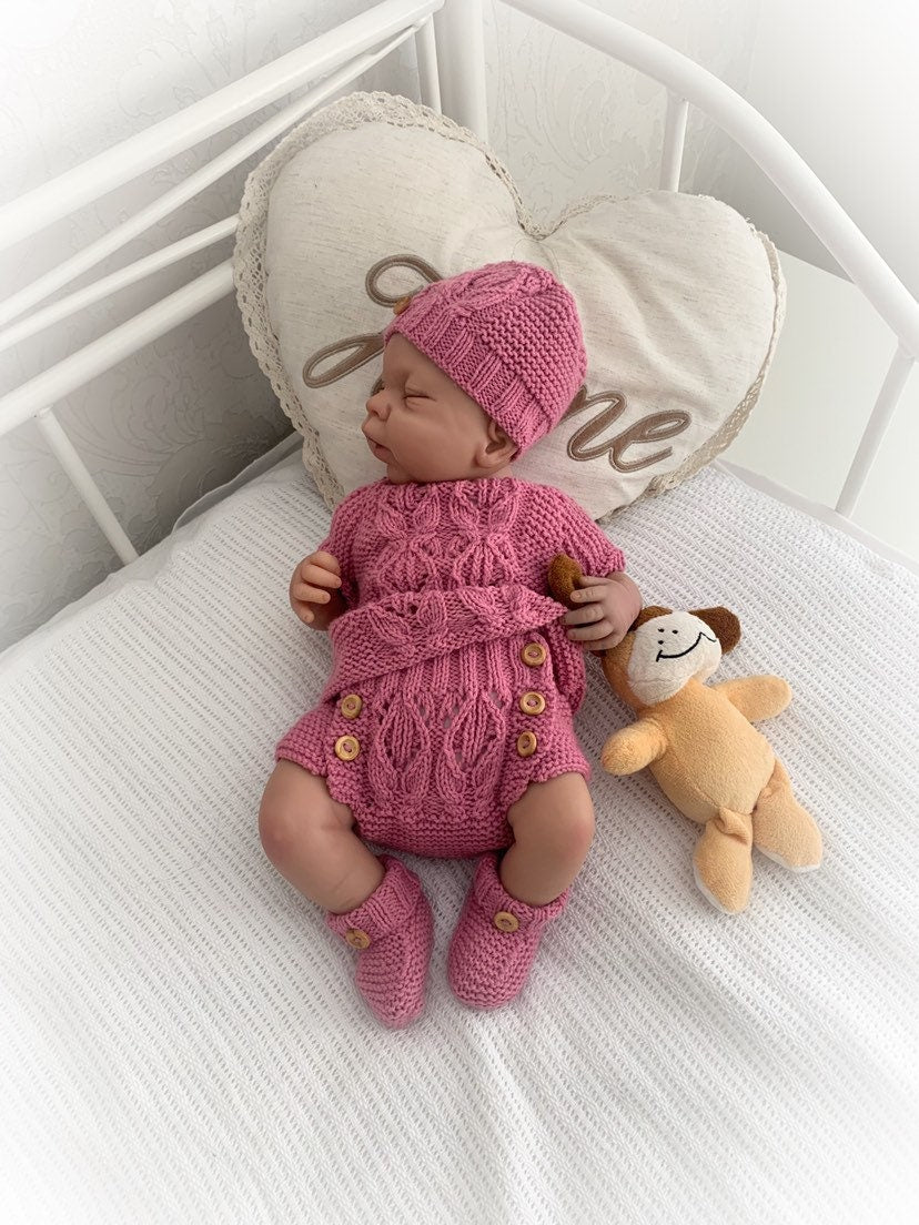 "Orchid ” Set Knitting pattern for Reborn doll 16 -22” or 0-3 Mth Old Baby