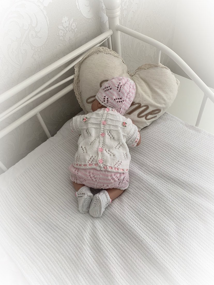 "Mayflower ” Mix 'n' Match Knitting pattern for Reborn doll 16 -22” or 0-3 Mth Old Baby