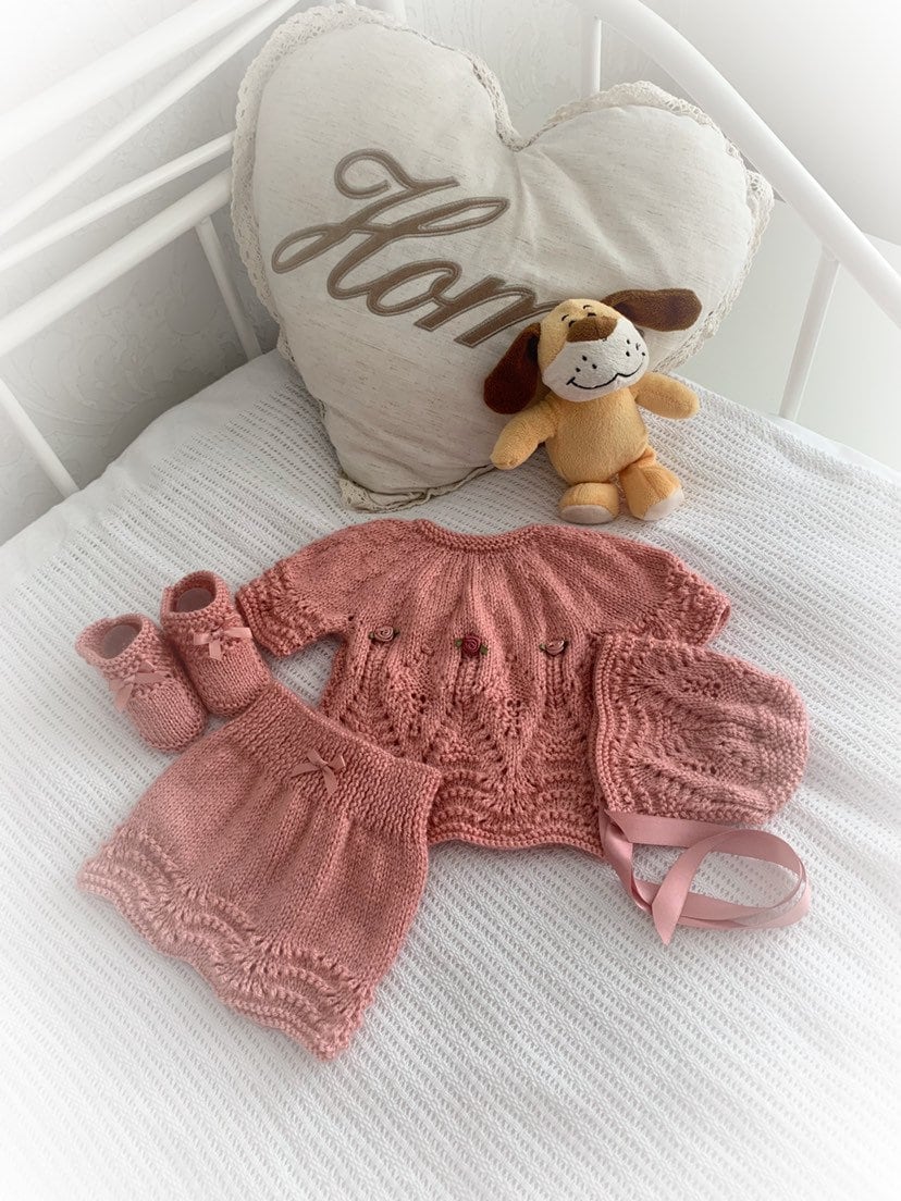 "Willow ” 4 Piece Set Knitting pattern for Reborn doll 16 -22” or 0-3 Mth Old Baby