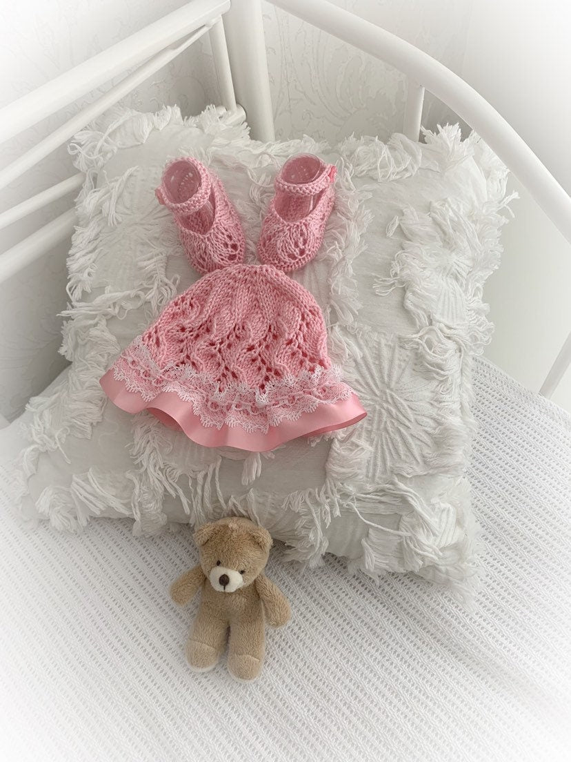 "Sakura” Dress set knitting pattern for Reborn doll 16 -22” or 0-3 Mth Old Baby