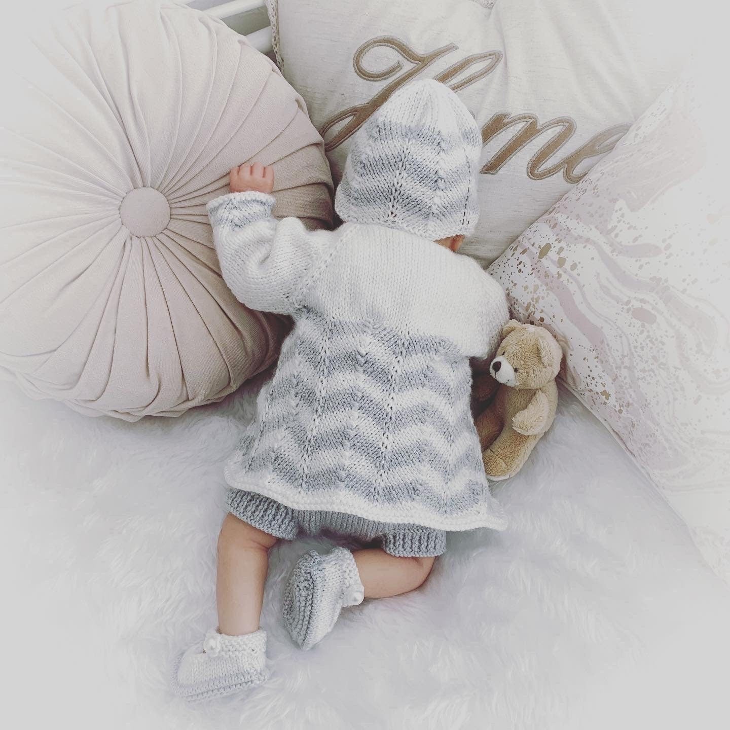 "Thistle” Top / Cardigan 4 piece set Knitting pattern for Reborn doll 16 -22” or 0-3 Mth Old Baby