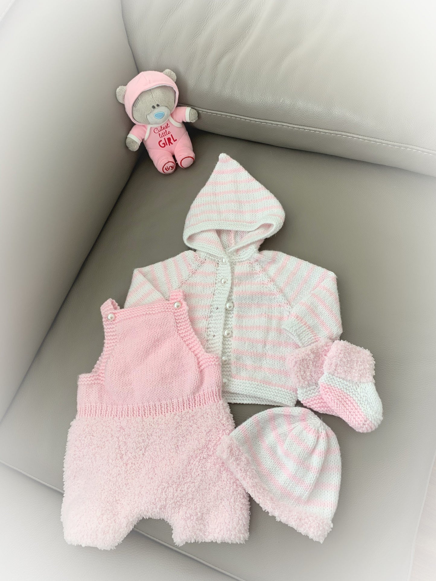 "Topaz” 4 Piece Set Knitting pattern for Reborn doll 18-22” or 0-3 Mth Old Baby