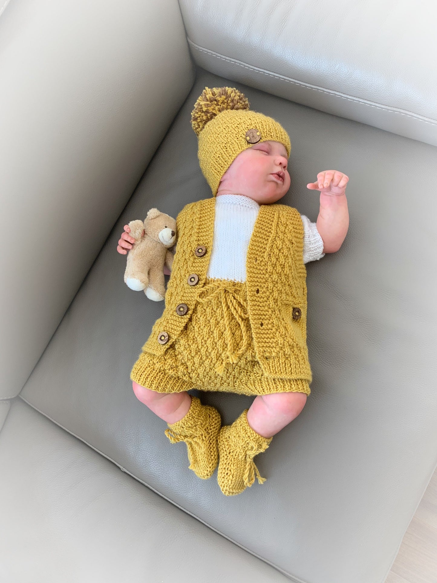 "Mustard” 4 Piece Set Knitting pattern for Reborn doll 16-22” or 0-3 Mth Old Baby