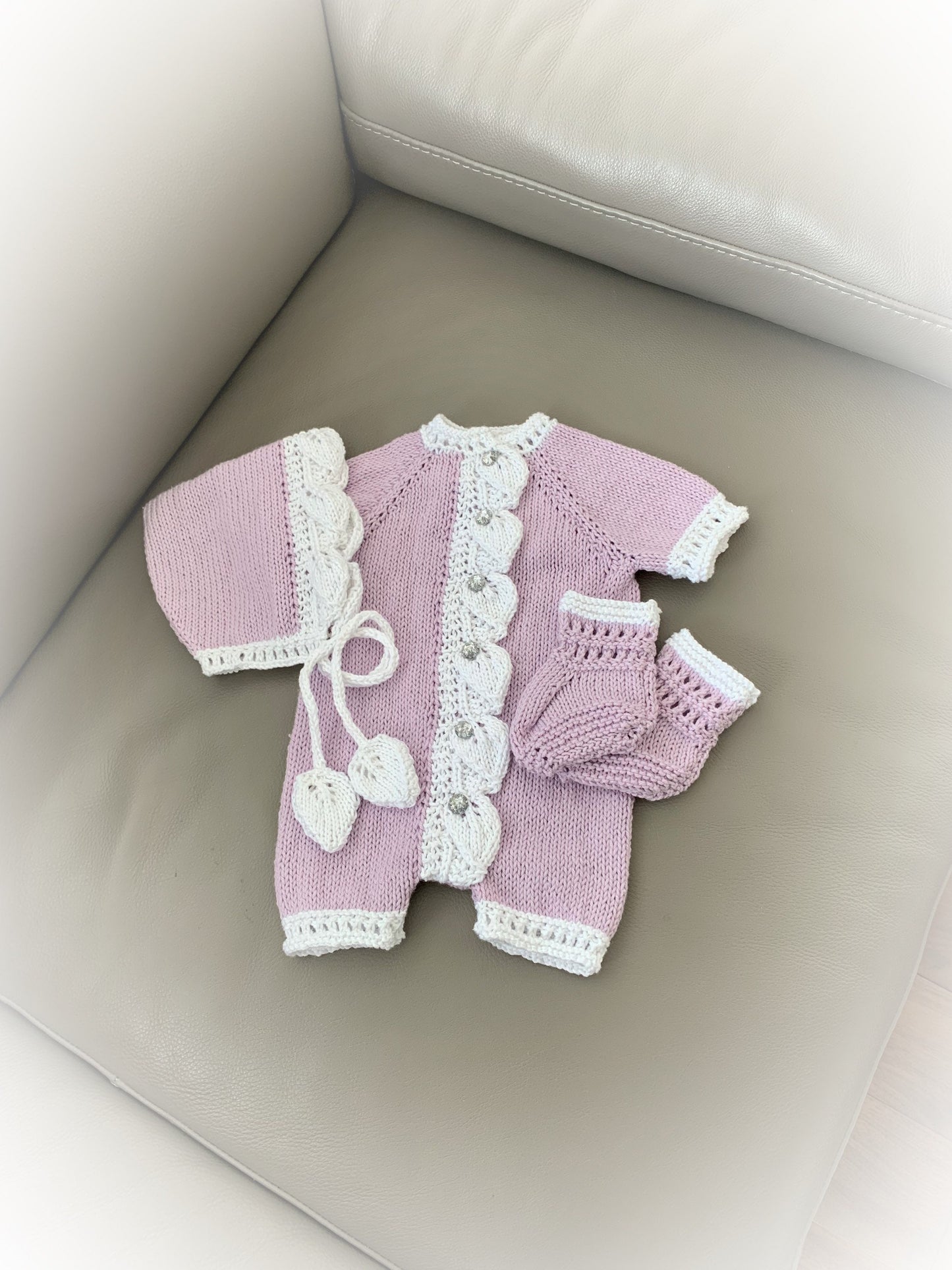 "Apple” Romper Knitting pattern for Reborn doll 16 -22” or 0-3 Mth Old Baby