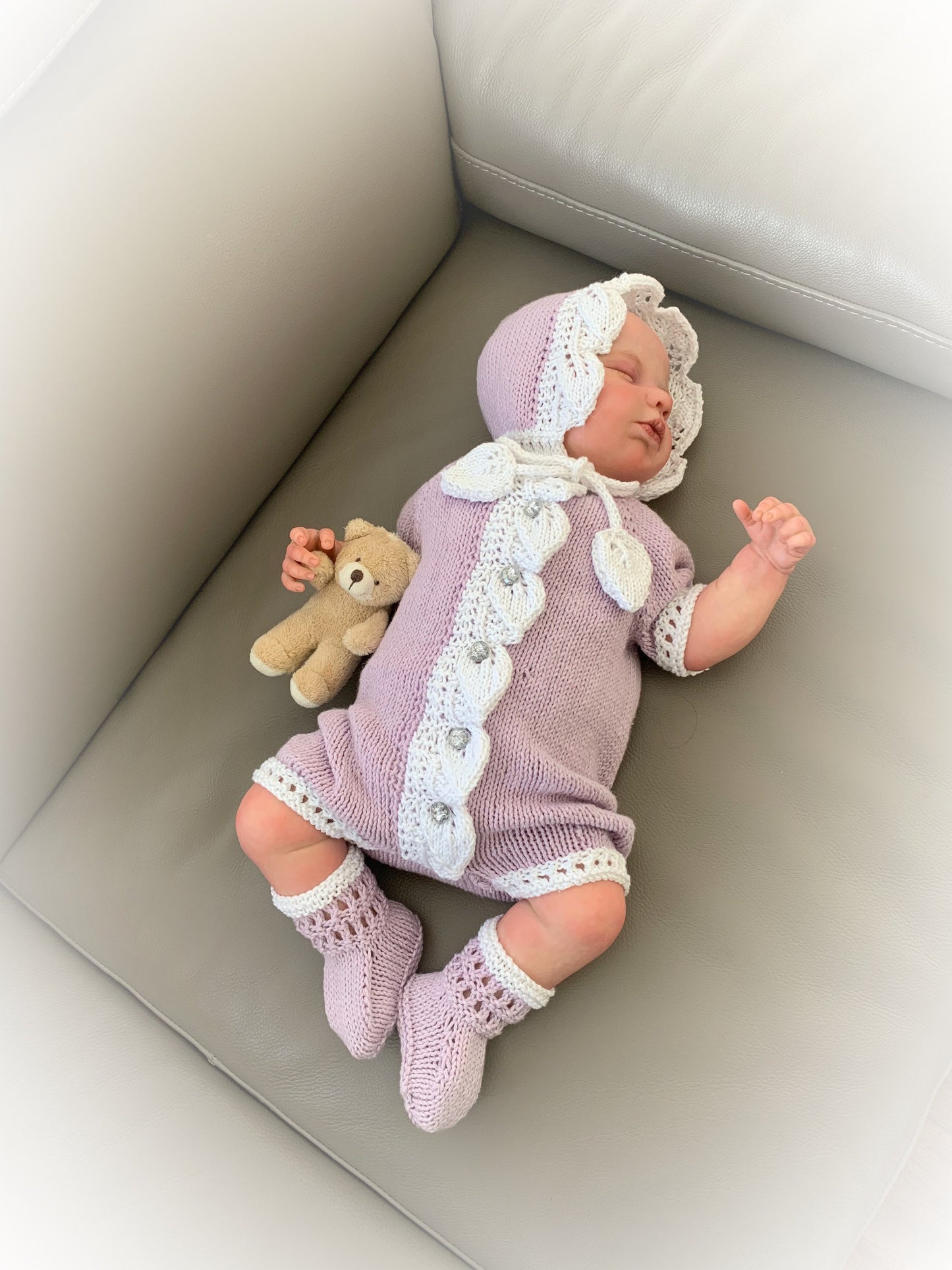 "Apple” Romper Knitting pattern for Reborn doll 16 -22” or 0-3 Mth Old Baby