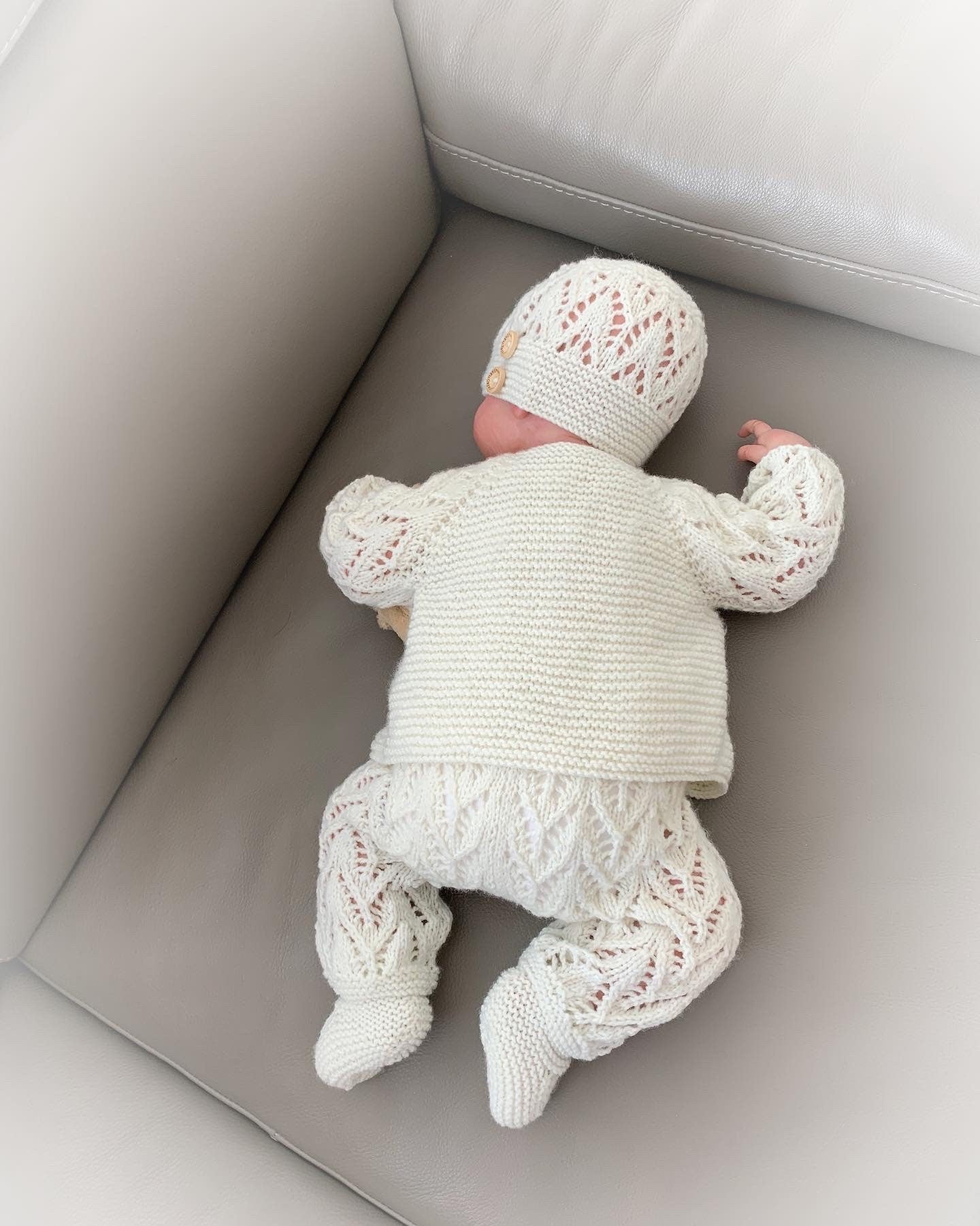 "Maple” 4 Piece Set Knitting pattern for Reborn doll 16-22” or 0-3 Mth Old Baby