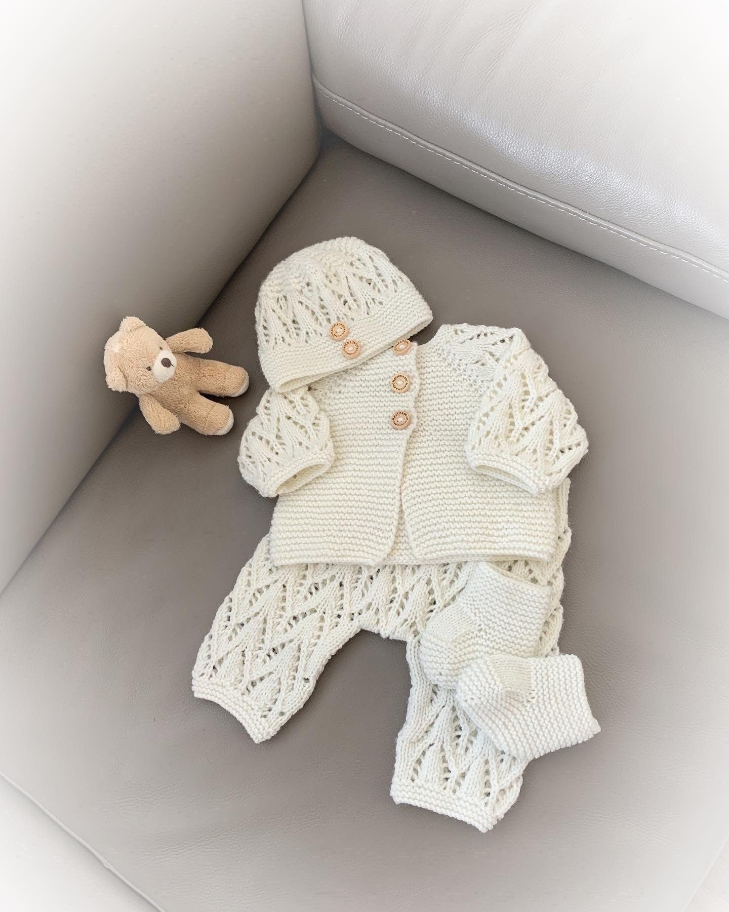 "Maple” 4 Piece Set Knitting pattern for Reborn doll 16-22” or 0-3 Mth Old Baby