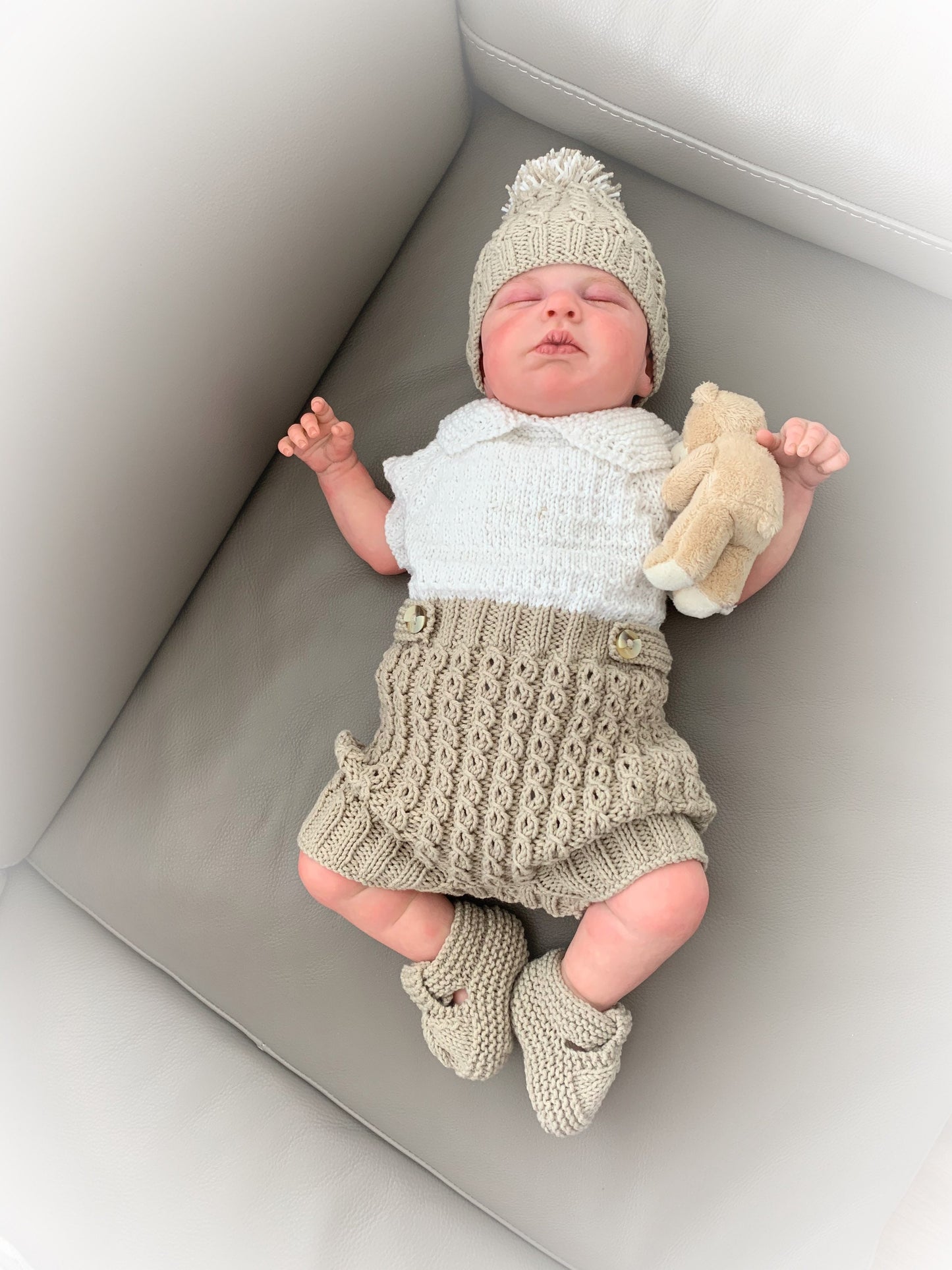"Nutmeg” Romper Knitting pattern for Reborn doll 16 -22” or 0-3 Month Old Baby