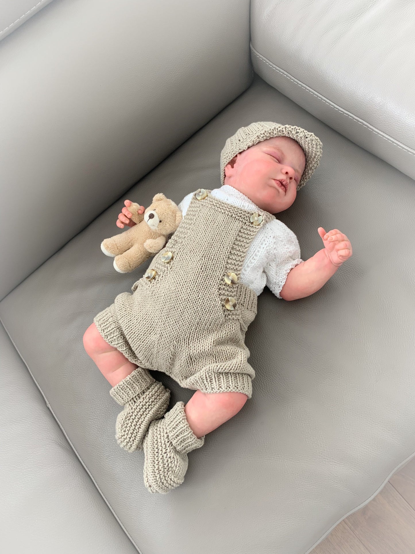 "Dandelion ” 4 Piece Set Knitting pattern for Reborn doll 16 -22” or 0-3 Mth Old Baby