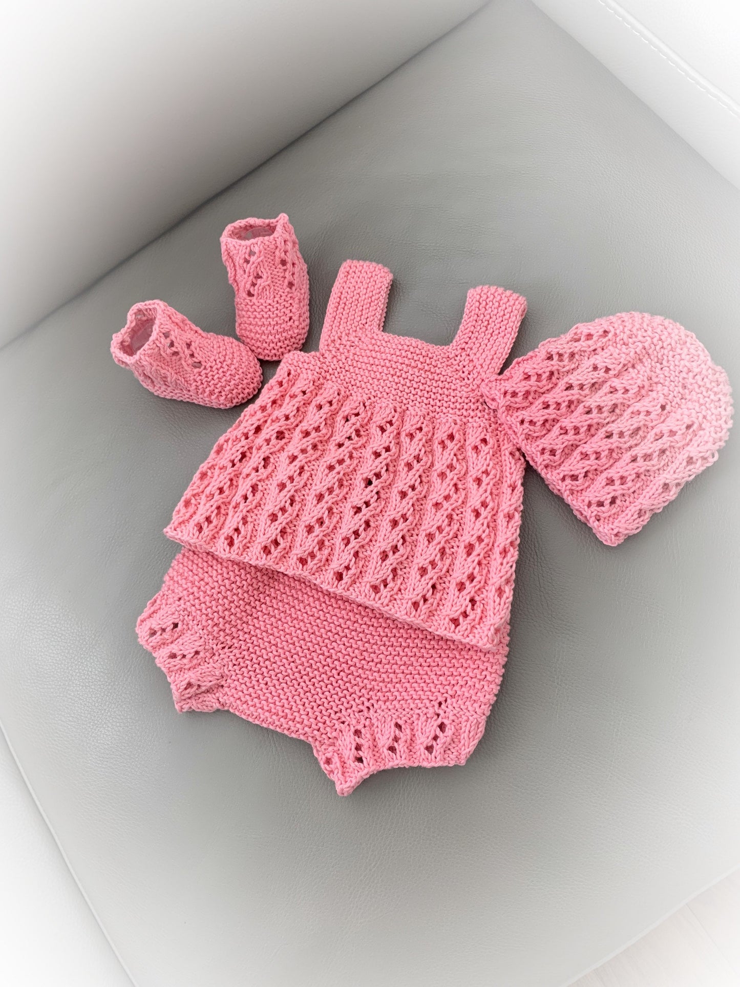 "Misty” 4 Piece Set Knitting pattern for Reborn doll 16-22” or 0-3 Month Old Baby