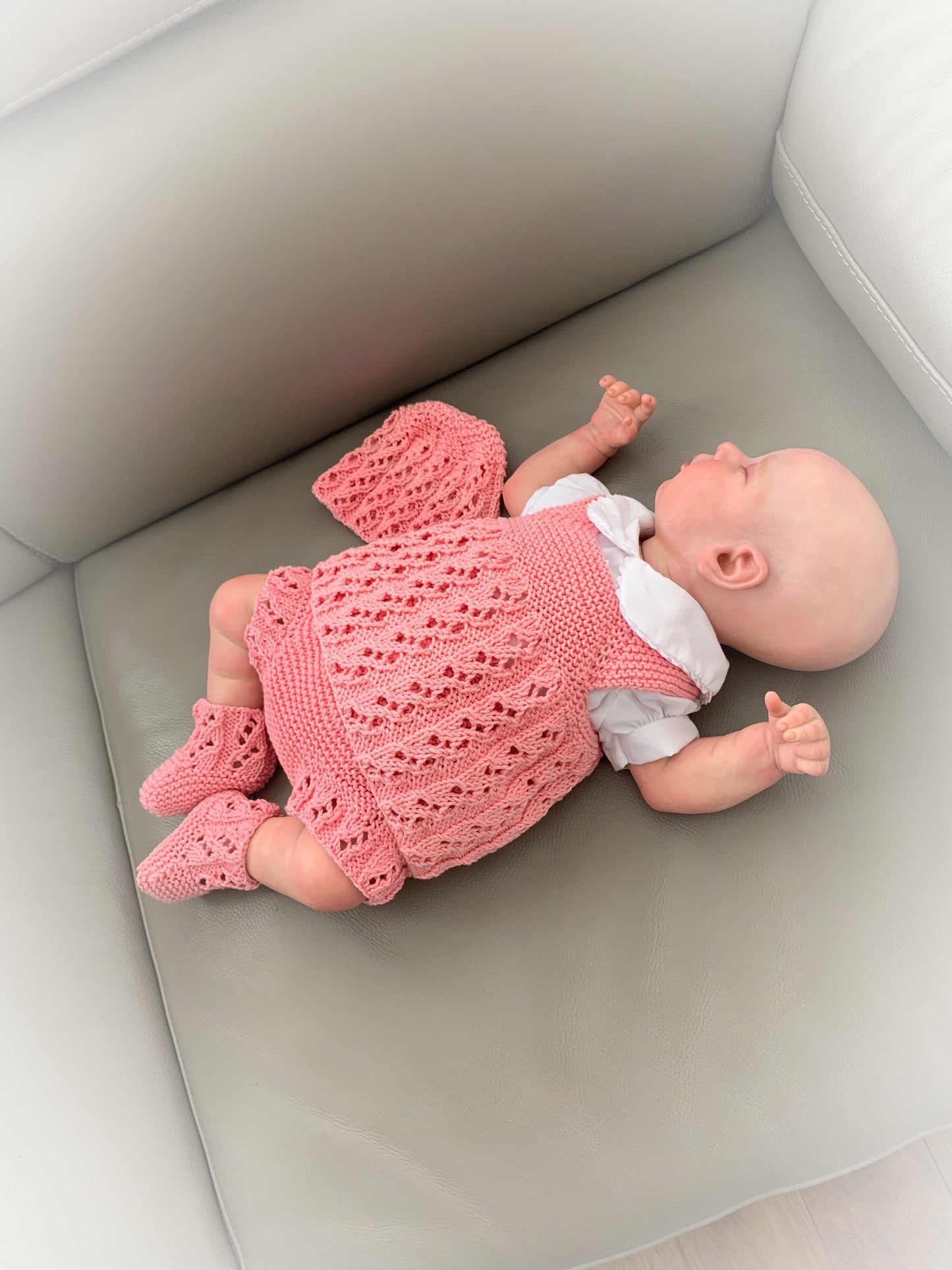"Misty” 4 Piece Set Knitting pattern for Reborn doll 16-22” or 0-3 Month Old Baby