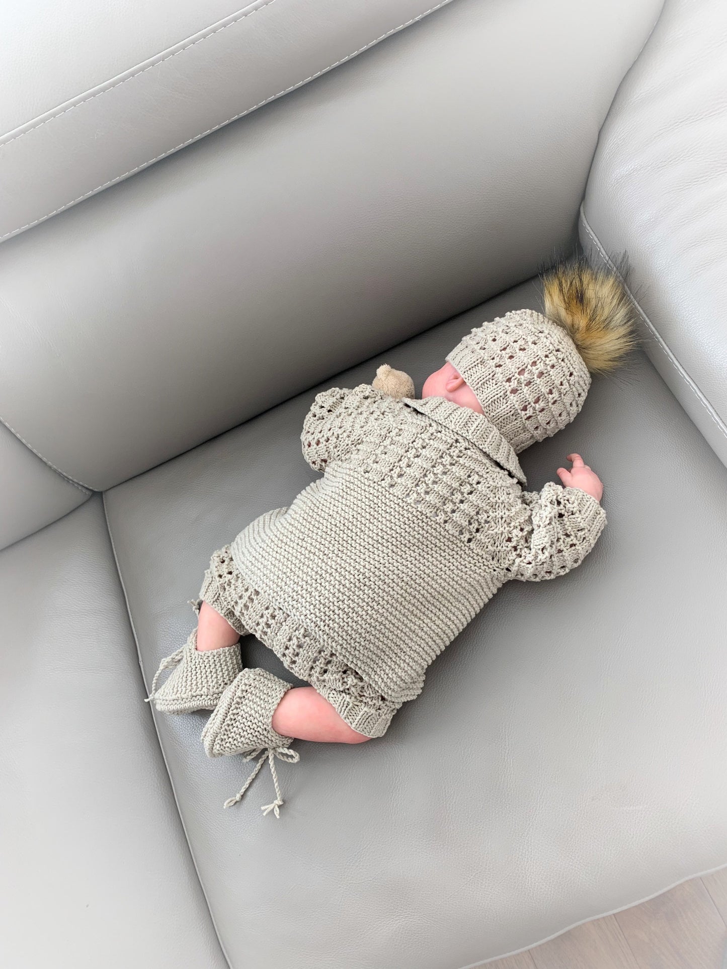 "Biscuit” Multi-piece Knitting pattern for Reborn doll 16 -22” or 0-3 Month Old Baby