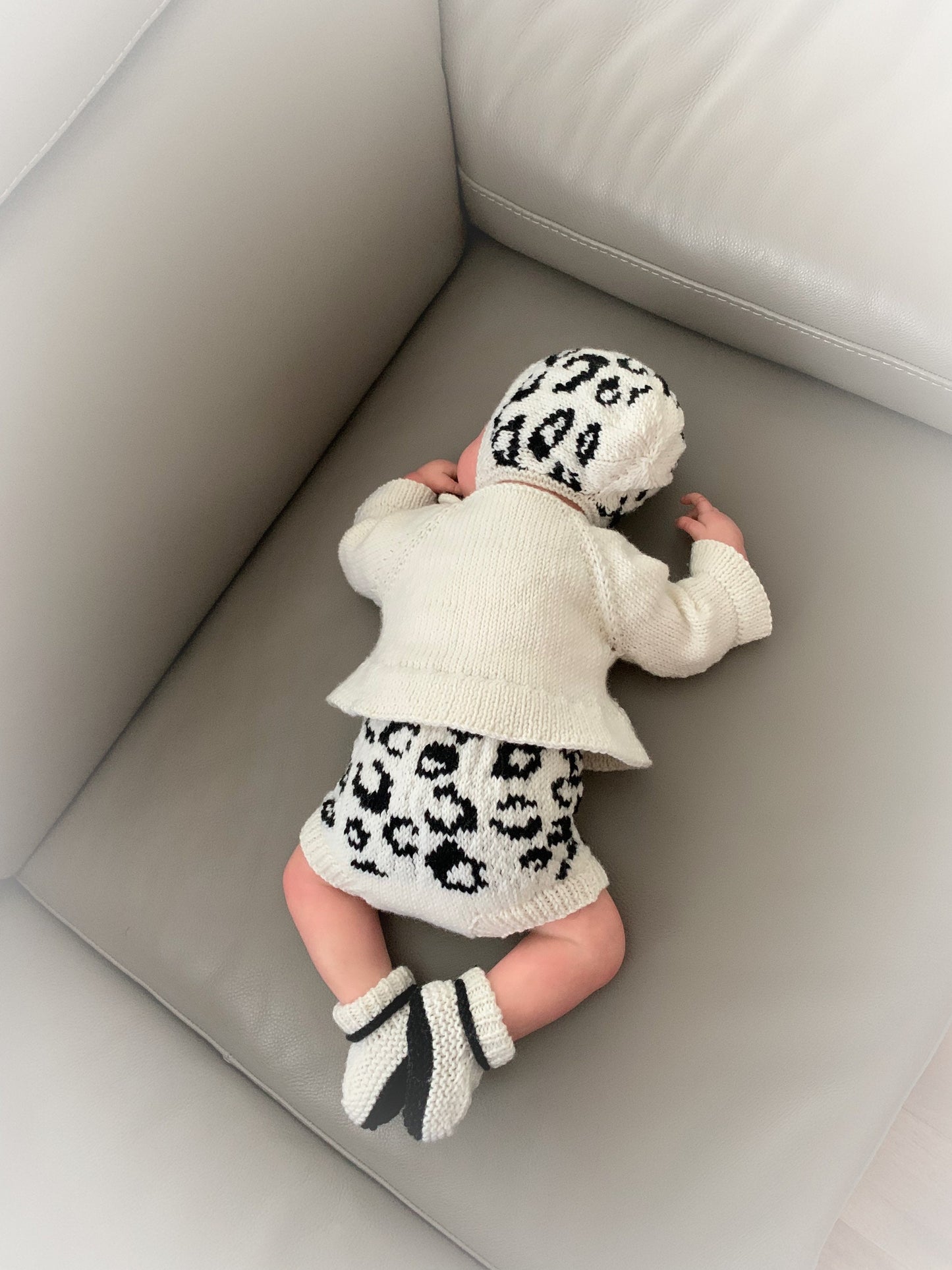 "Sable” 4 piece set knitting pattern set for Reborn doll 16 -22” or 0-3 Month Old Baby