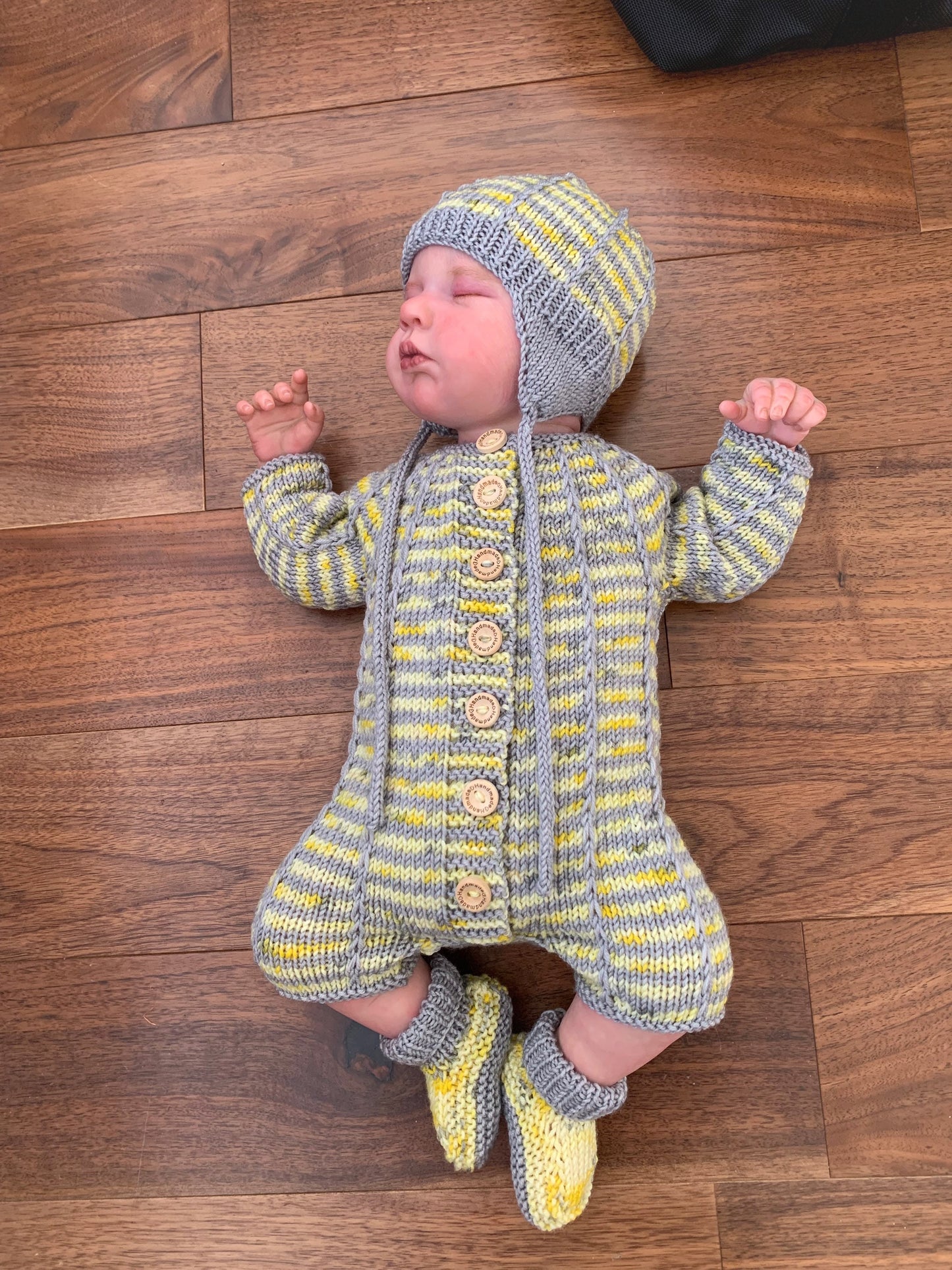 "Elijah” Romper set knitting pattern for reborn doll 16-22" or 0-3 month old baby