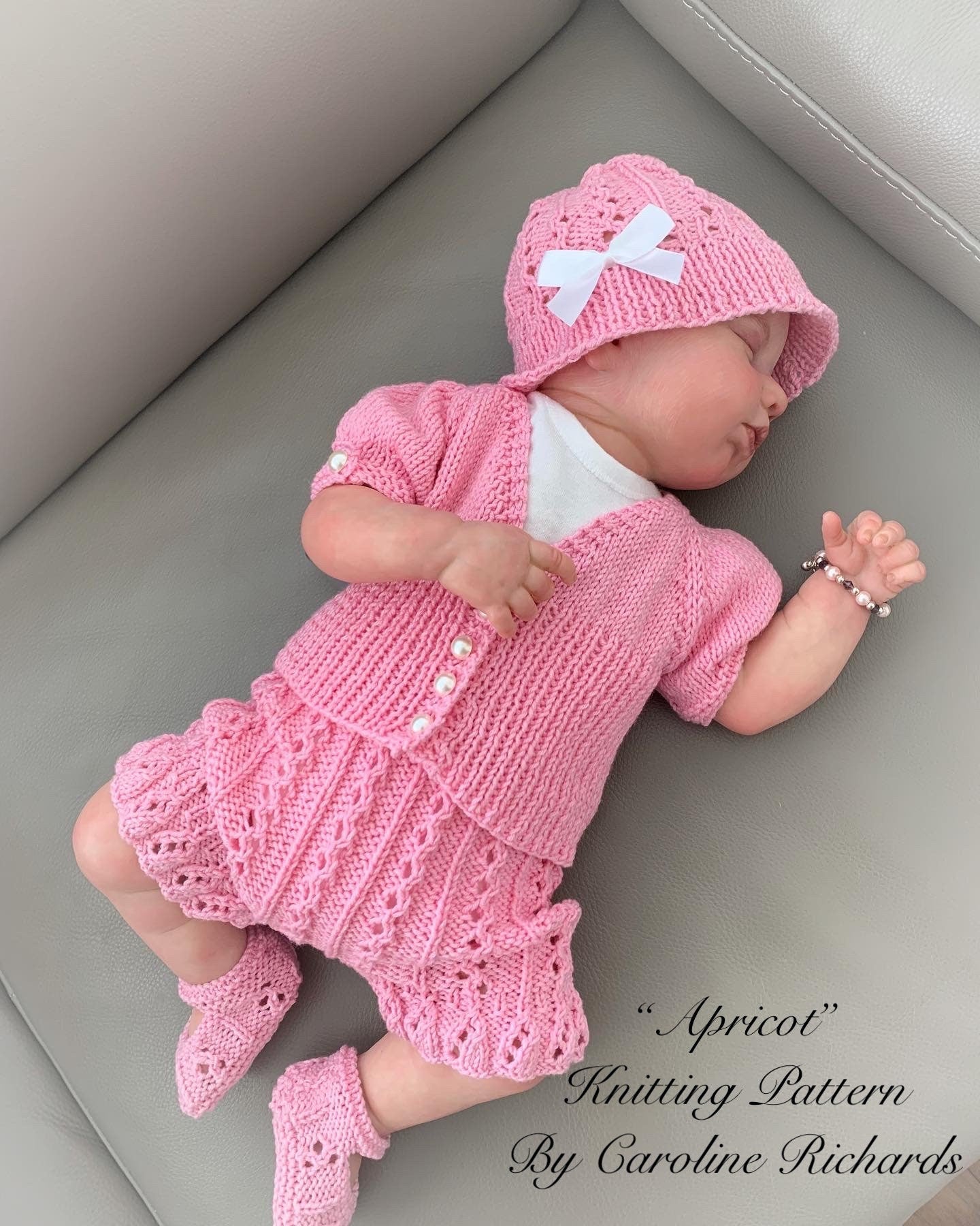 "Apricot” 4-piece set knitting pattern for Reborn doll 16 -22” or 0-3 Month Old Baby