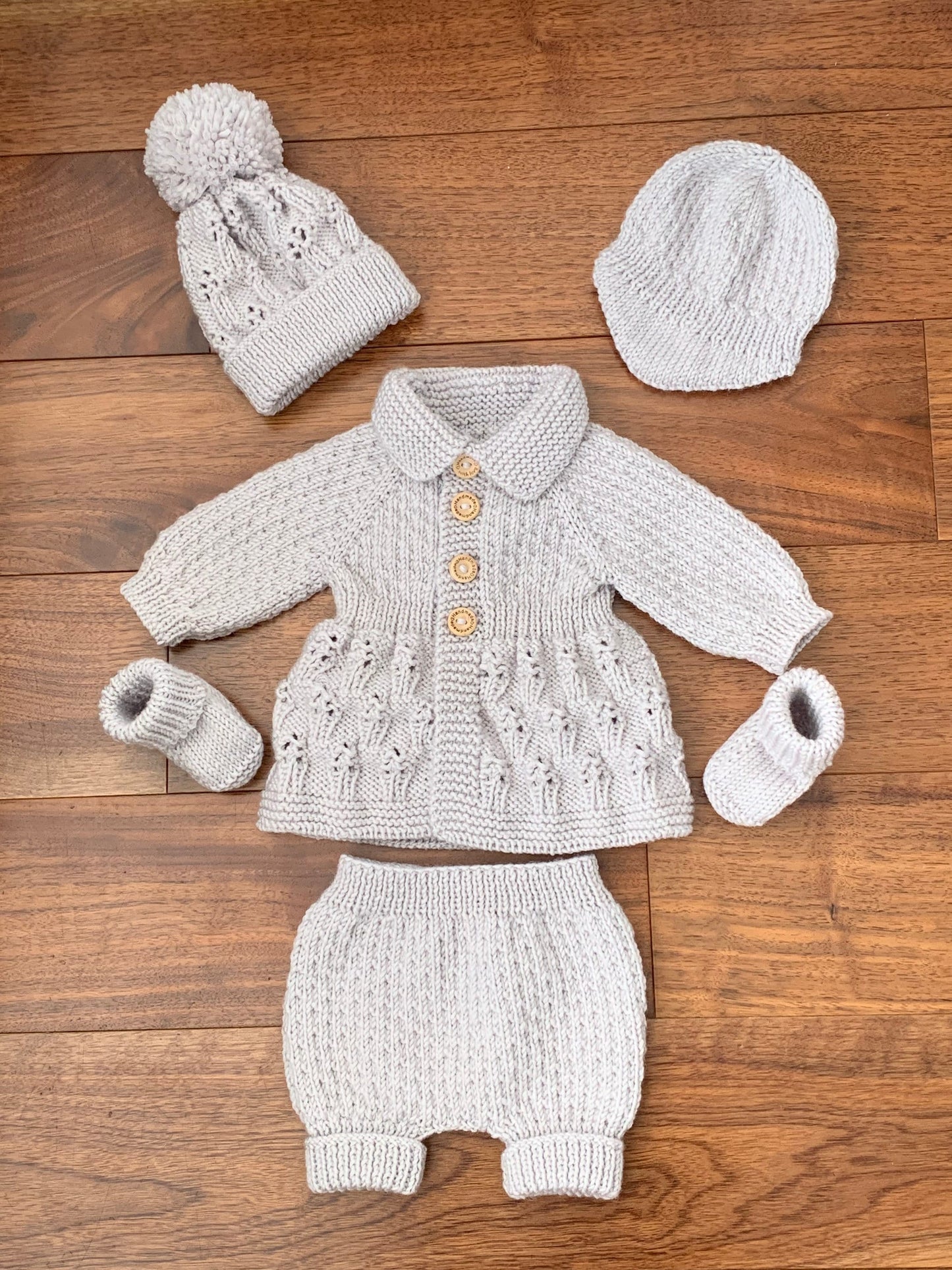 "Blueberry” 5 Piece set - 8 sizes from premature to 24 Month old baby
