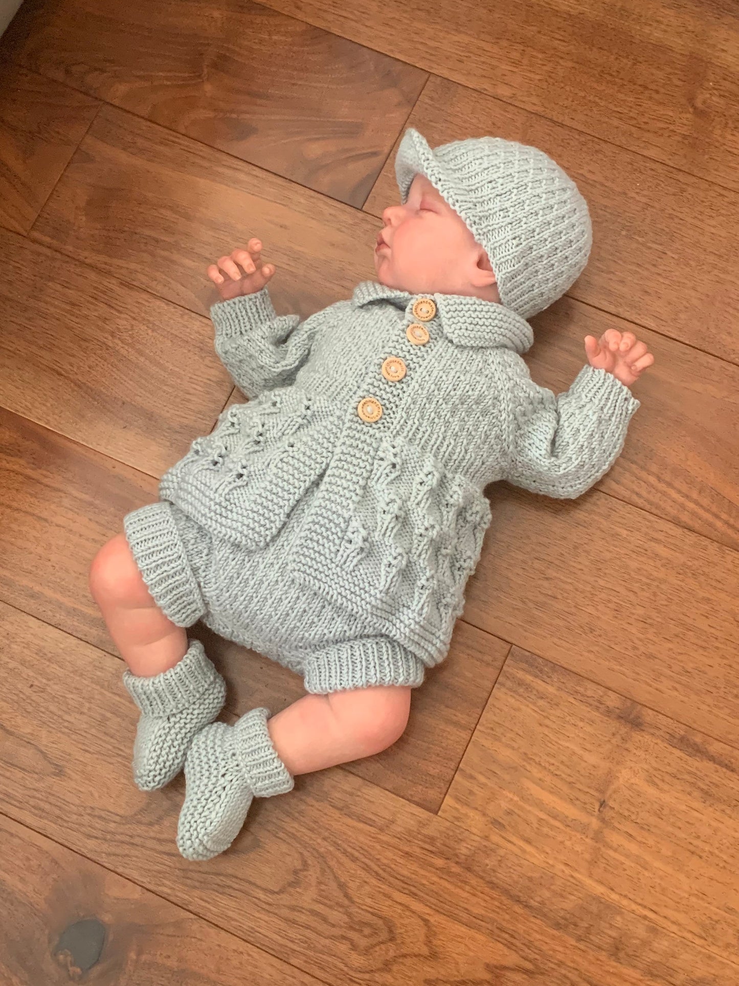 "Blueberry” 5 Piece set - 8 sizes from premature to 24 Month old baby