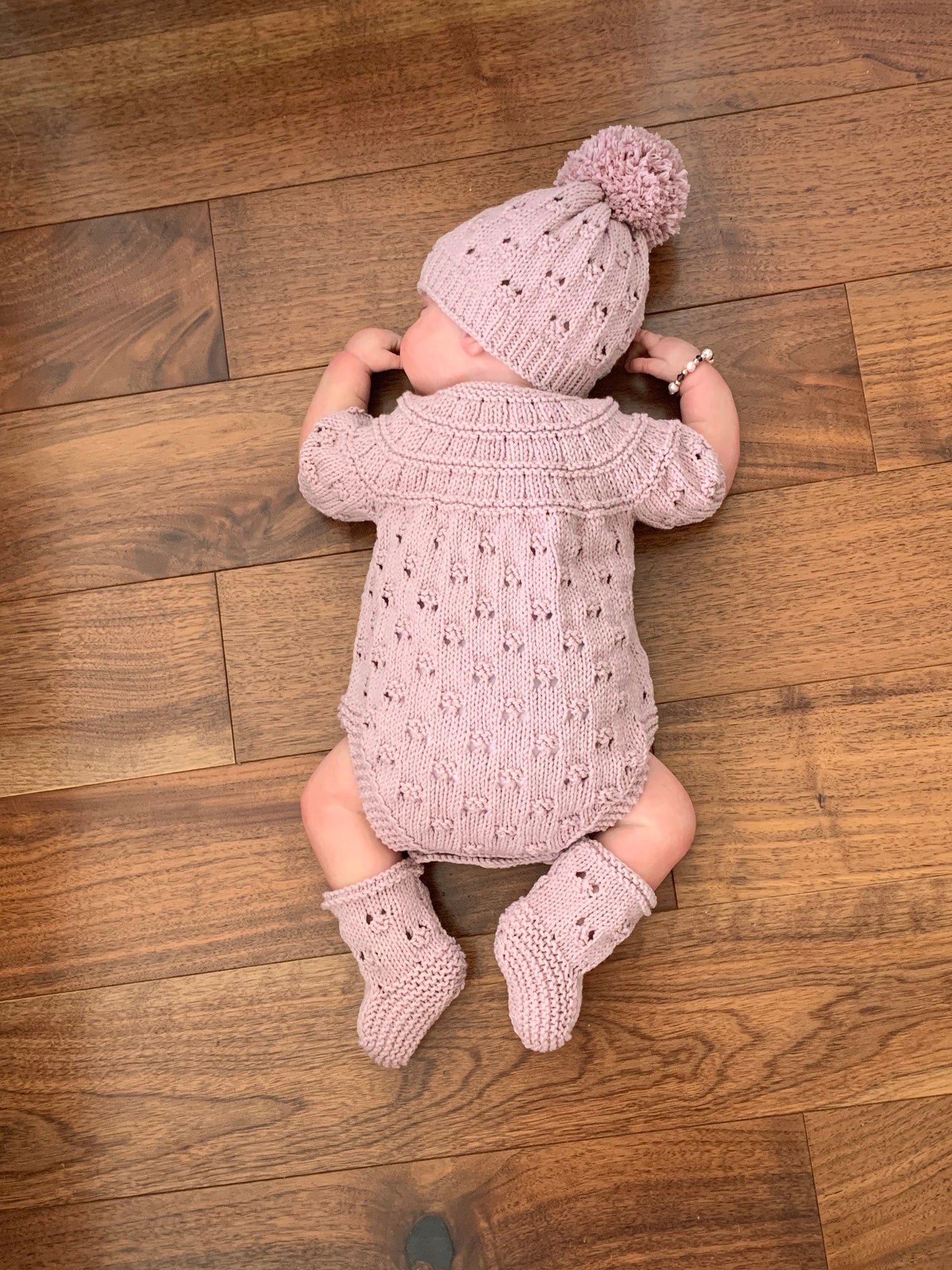 "Pippin” 3 Piece set - 8 sizes from premature to 24 Month old baby
