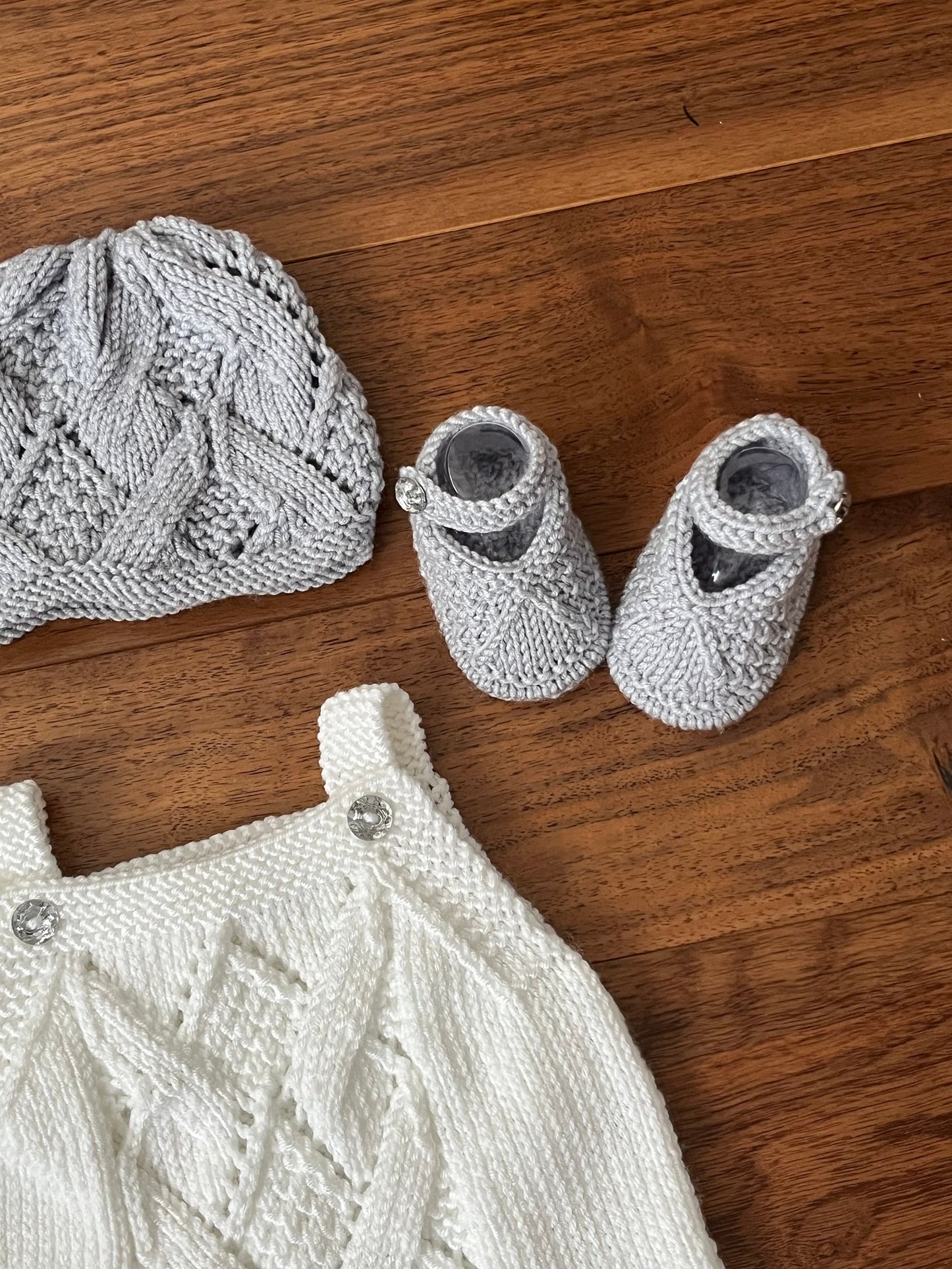 "Lou Lou” 4 Piece Set Knitting pattern for Reborn doll 16-22” or 0-3 Month Old Baby