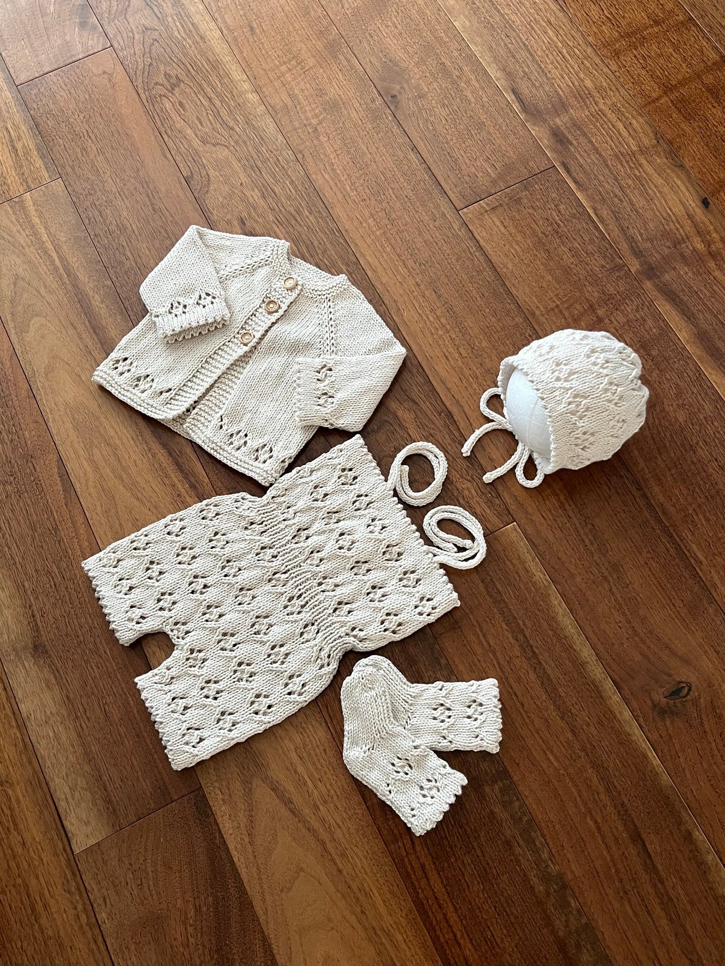"Davina” 4 piece Set Knitting pattern for Reborn doll 16-22” or 0-3 Month Old Baby