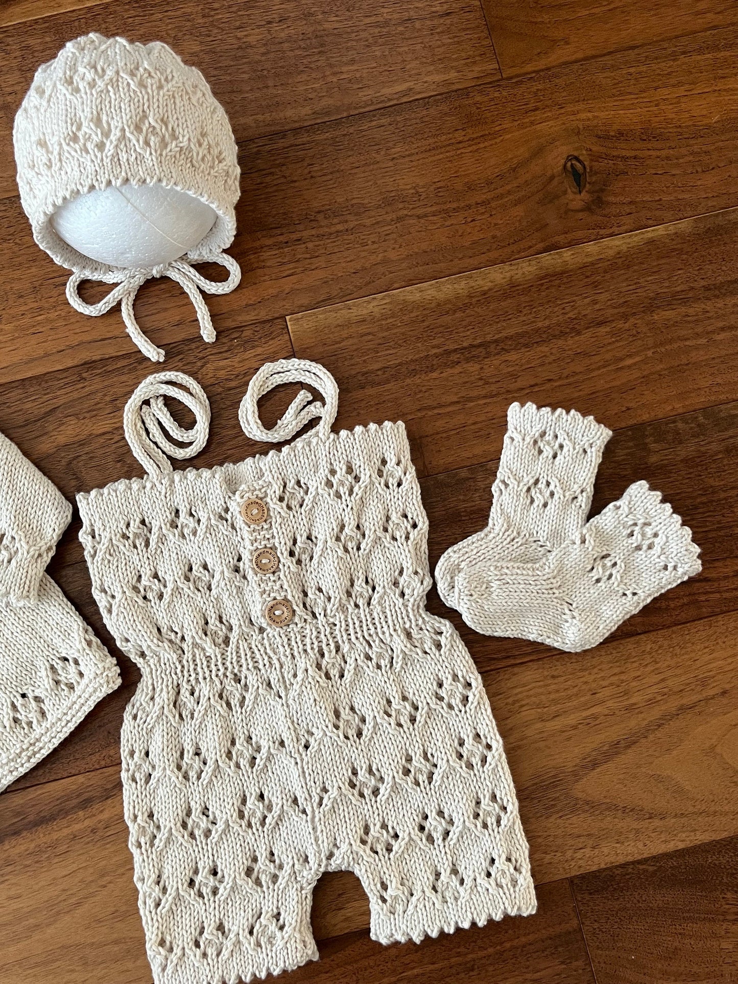 "Davina” 4 piece Set Knitting pattern for Reborn doll 16-22” or 0-3 Month Old Baby