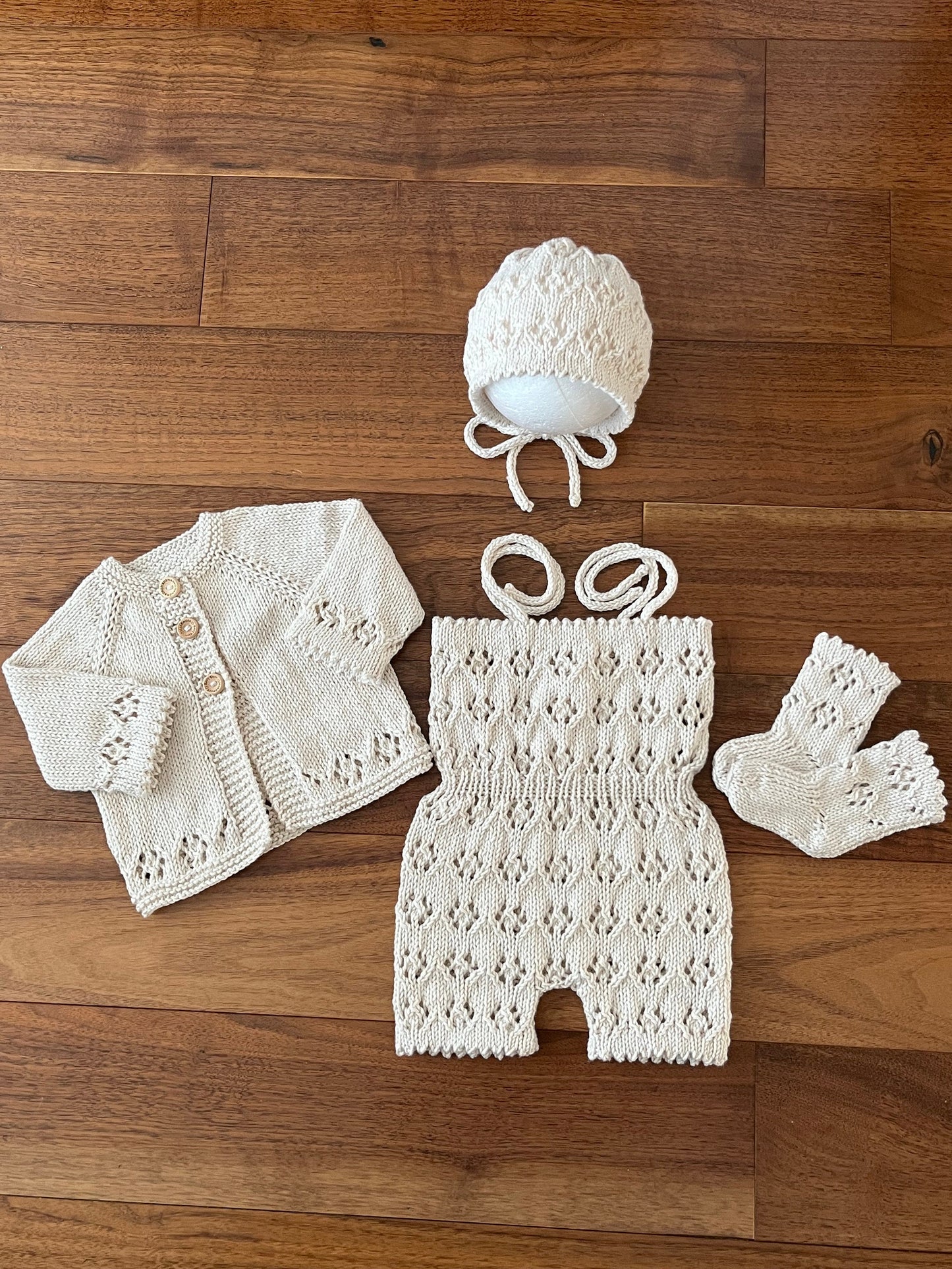 "Davina” 4 piece Set Knitting pattern for Reborn doll 16-22” or 0-3 Month Old Baby