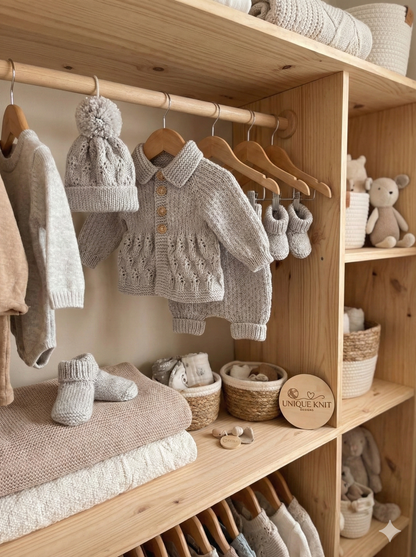 "Blueberry” 5 Piece set knitting pattern for reborn doll 16-22" or 0-3 month old baby