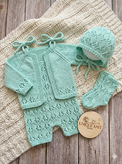 "Davina” 4 piece Set Knitting pattern for Reborn doll 16-22” or 0-3 Month Old Baby
