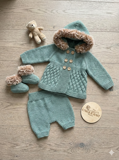 "Sage” 4 Piece Set Knitting pattern for Reborn doll 16-22” or 0-3 Mth Old Baby