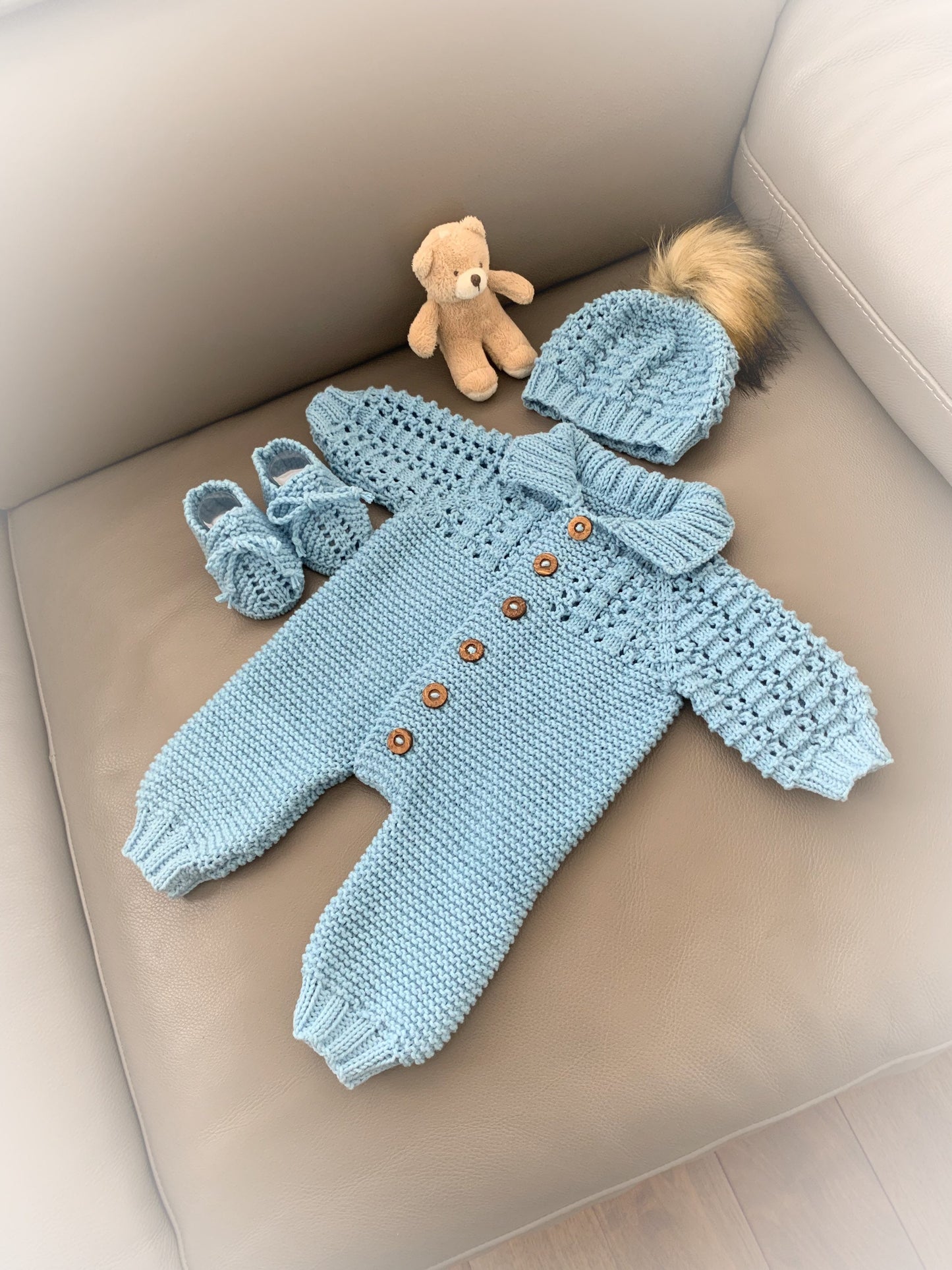 "Biscuit” Multi-piece Knitting pattern for Reborn doll 16 -22” or 0-3 Month Old Baby